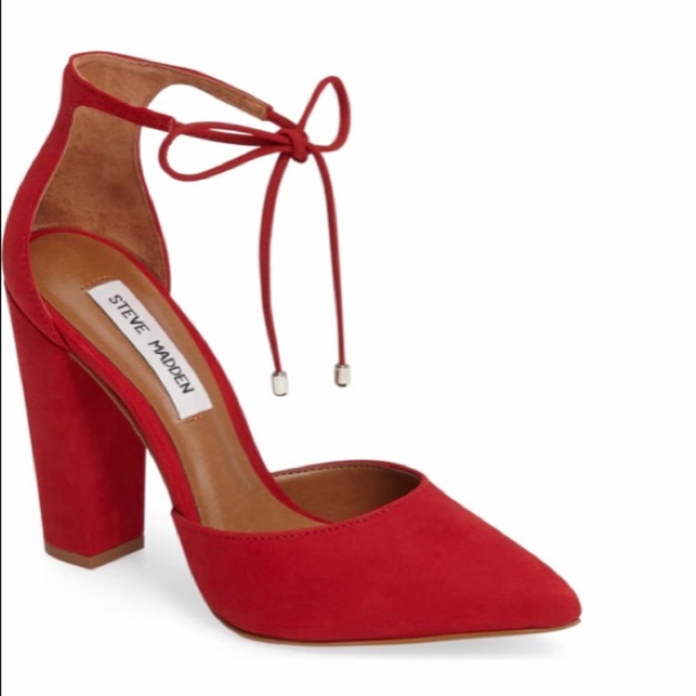 Steve Madden Pampered Lace Up Pump